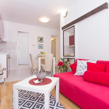 Red Valentino Apartment สปลิท ภายนอก รูปภาพ